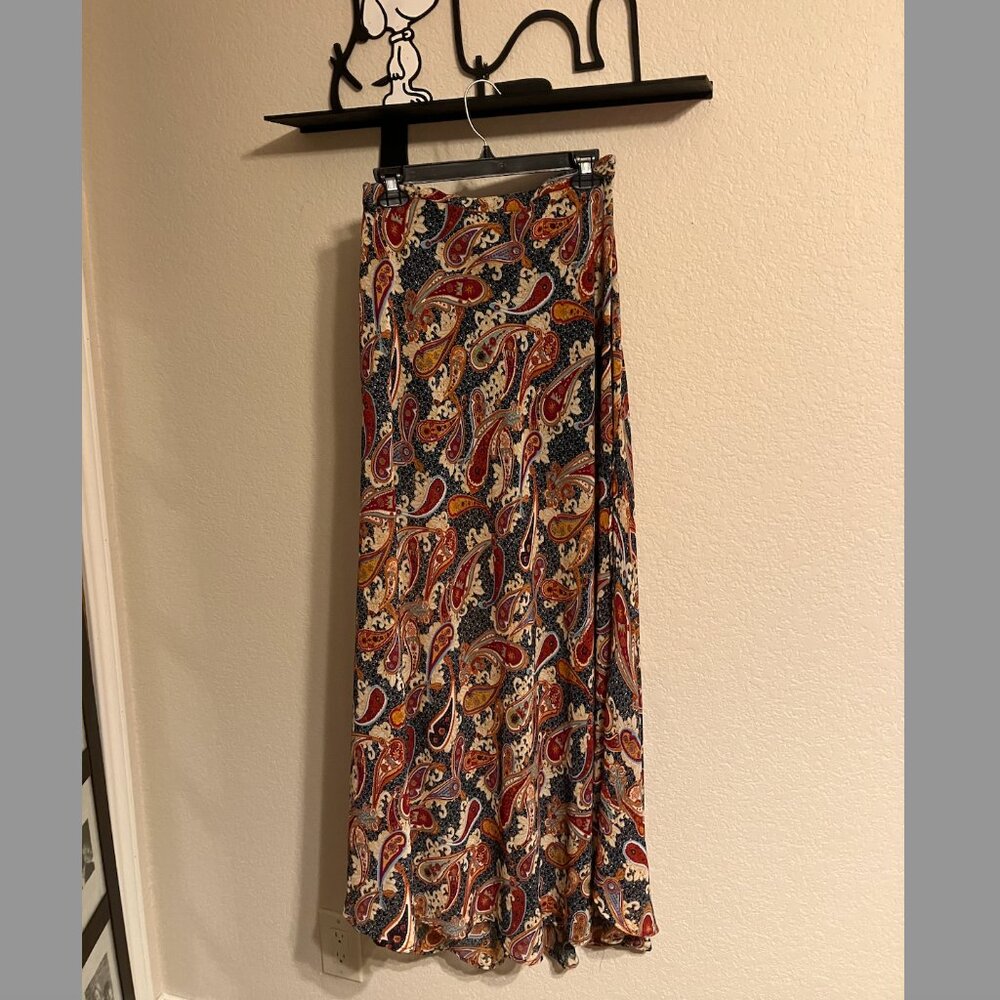 TRUTH NYC Red/Blue Paisley Side Cut Maxi Shirt - Size M